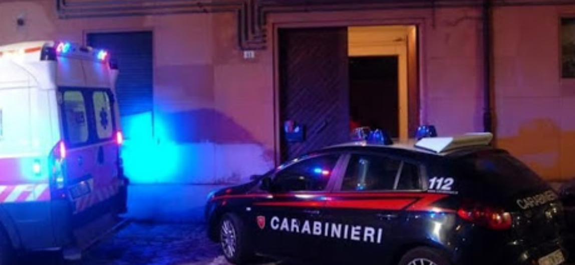 Maxi rissa a Ottaviano finisce nel sangue, scontri tra due famiglie: una persona in ospedale 