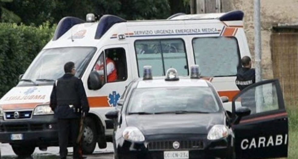 Lite in provincia tra condomini degenera: due persone ferite, sul posto soccorso e carabinieri 