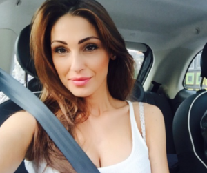 Gigi D'Alessio si emoziona per lei in TV, Anna Tatangelo in silenzio