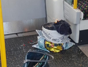 Esplosione nella metropolitana a Londra, media locali: "Diversi feriti"