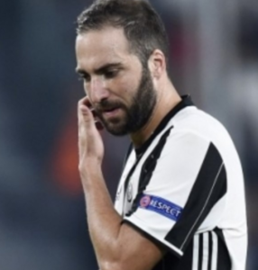 Crisi Higuain, el Pipita è in forse per la partita contro l'Olympiacos