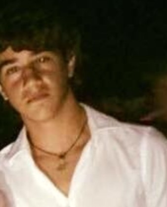 Muore per un malore all'interno della macchinina 50, dolore per la scomparsa di Checco 