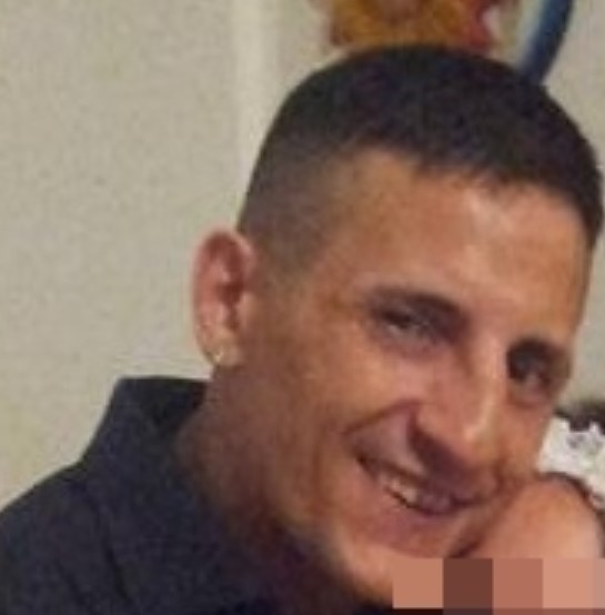 Dramma nel Napoletano, padre di famiglia muore poco dopo la comunione della figlia