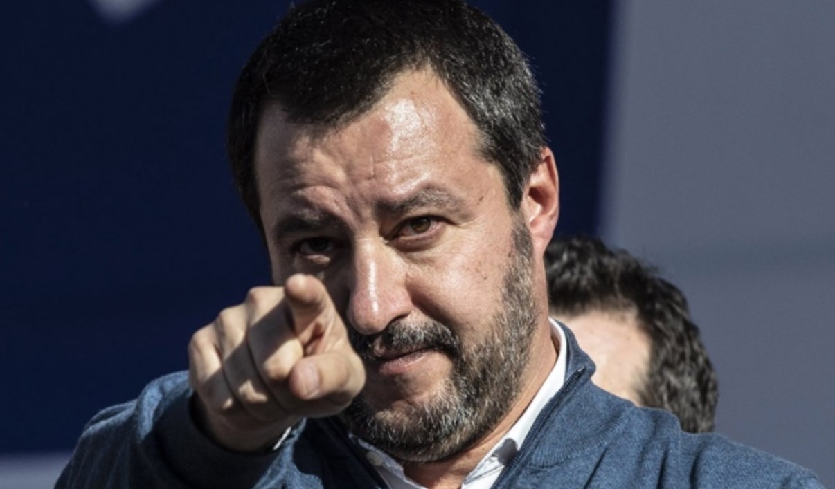 Salvini a Napoli: “Caldoro può tornare a fare il presidente”