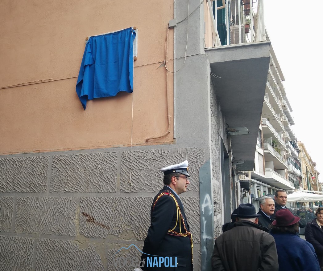 Napoli dedica ad Anna Maria Ortese una targa commemorativa a Chiaia 