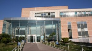 Marcianise, ricercato da giorni, va a trovare il figlio appena nato: arrestato 