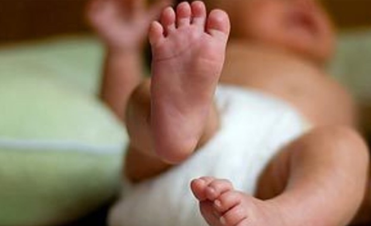 Dramma a Salerno, neonato ustionato subito dopo il parto
