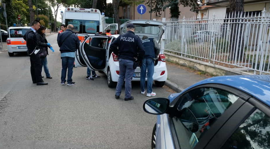 Choc a Roma, sessantenne si spara in testa su una panchina: "Non volevo andare in ospizio"