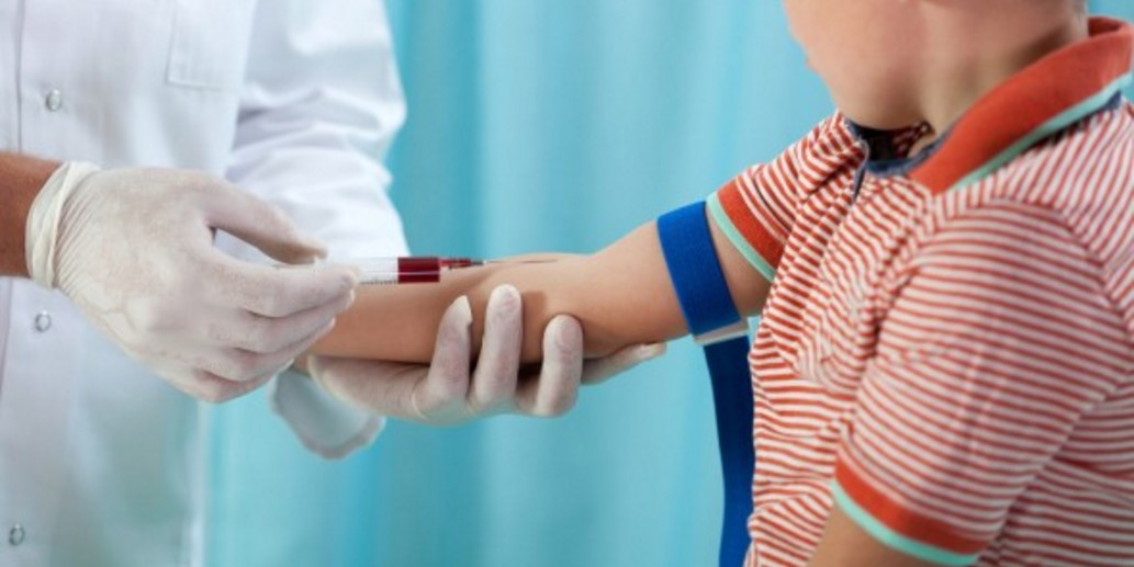 bambino donazione sangue