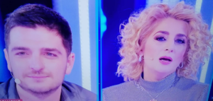 Luigi Favoloso contro Loredana Fiorentino in diretta: la D'Urso si infuria, cosa vuole la madre del ragazzo?