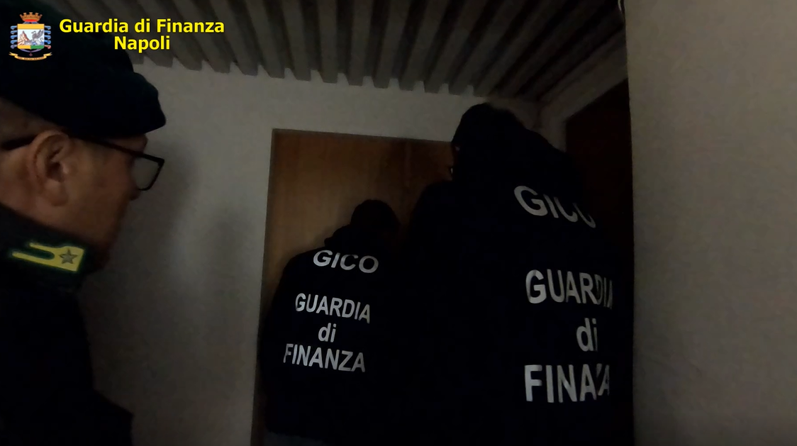 Napoli, capo del clan Vanella-Grassi gestiva gli affari dal 41 bis: 7 arresti  