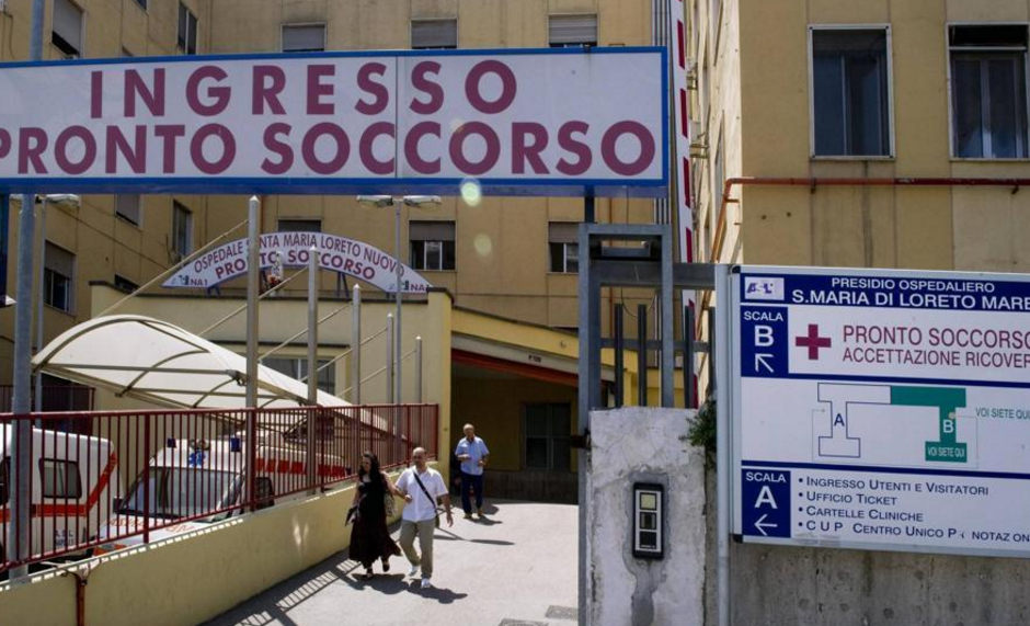 Agguato a Forcella, giovane ferito a colpi d'arma da fuoco 