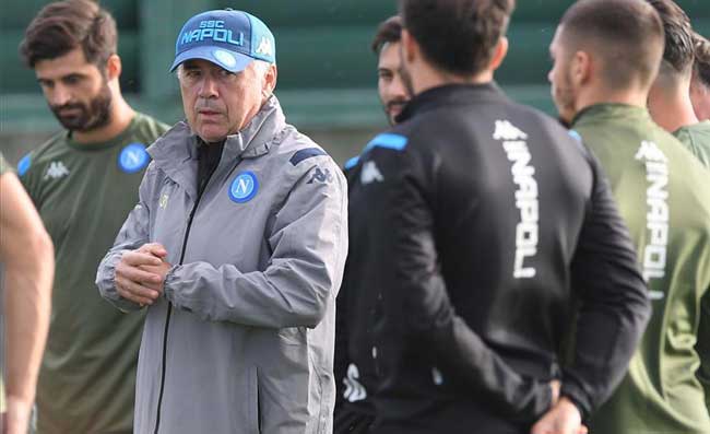 Napoli, da domani calciatori in ritiro fino a sabato