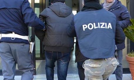 Napoli, arrestato il camorrista Salvatore Schiano: era latitante da ottobre scorso