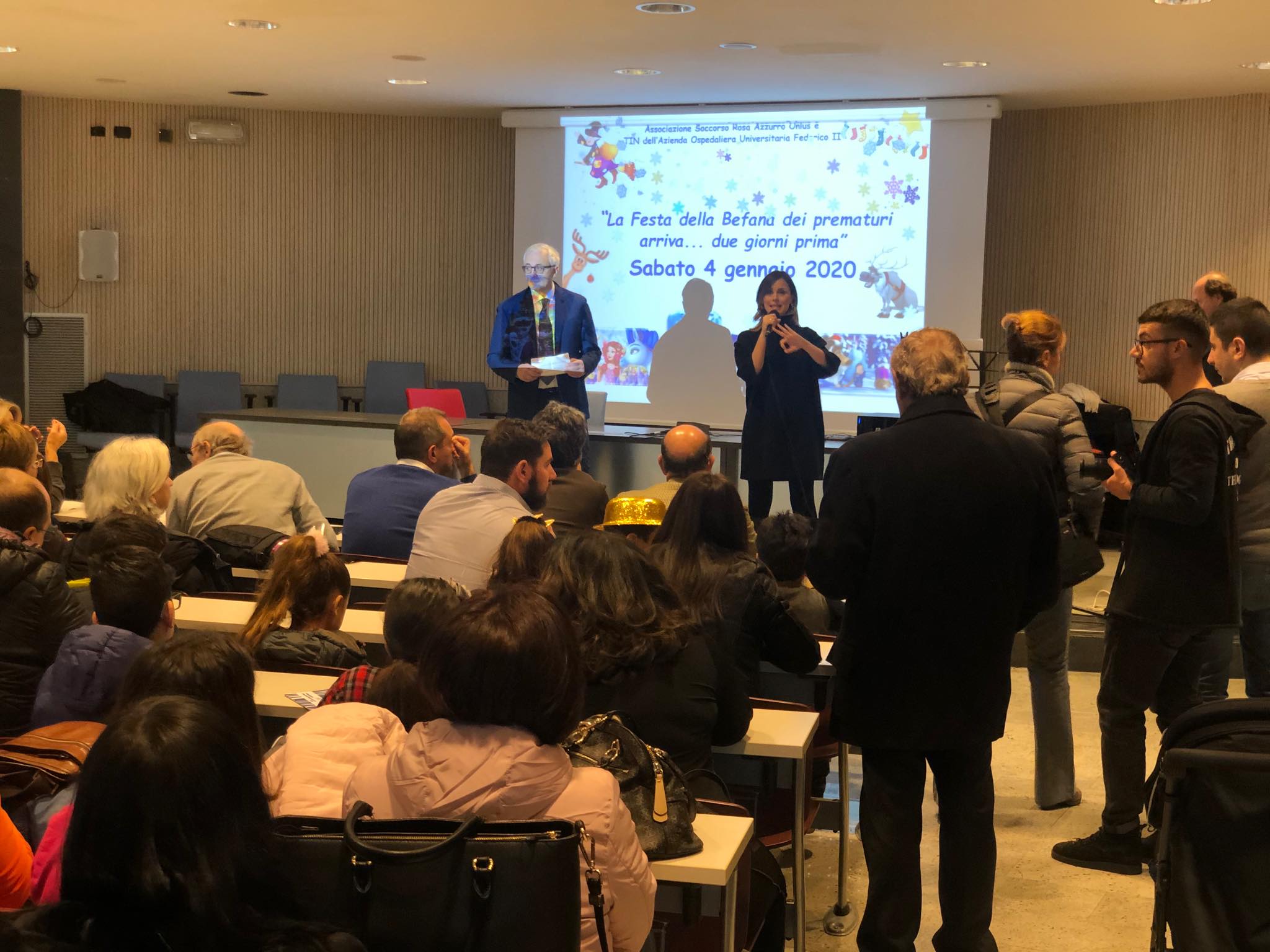 Befana del Prematuro al Policlinico, donata un'ambulanza neonatale dalla Fondazione Cannavaro-Ferrara 