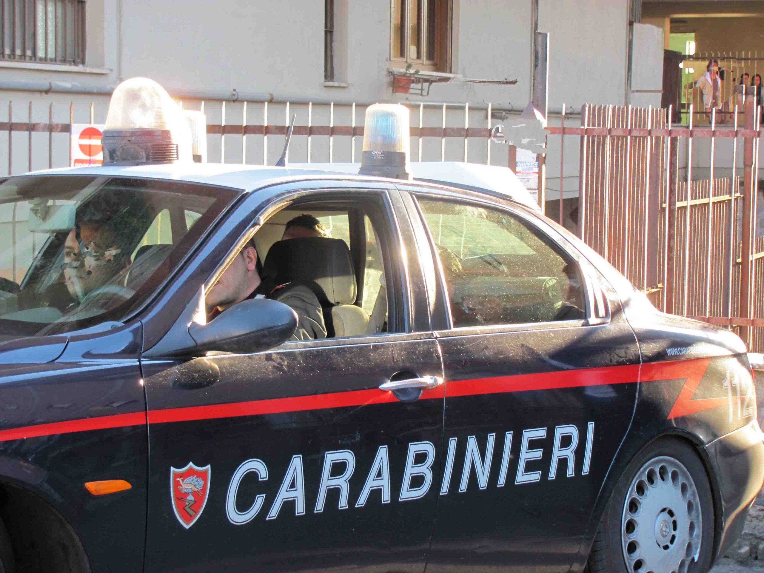Corruzione, finanziamenti illeciti, associazione a delinquere: arrestato sindaco nel casertano