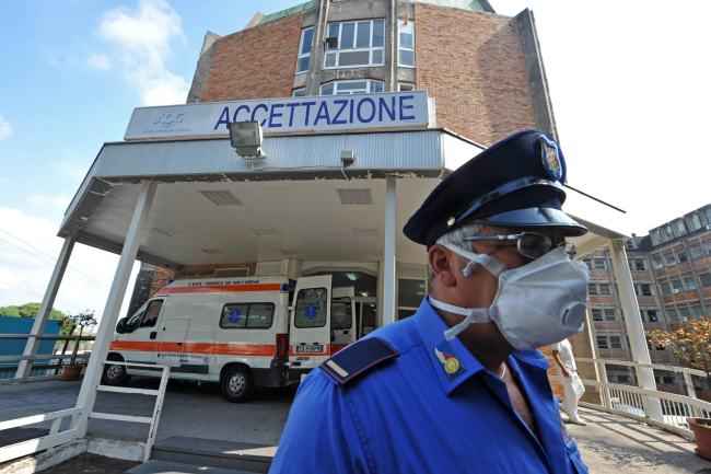 caso-di-meningite-nel-napoletano-bimbo-di-18-mesi-ricoverato-allospedale-cotugno