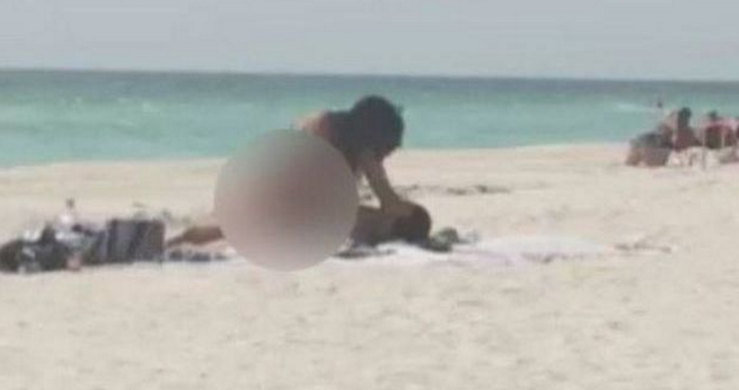 sesso sulla spiaggia