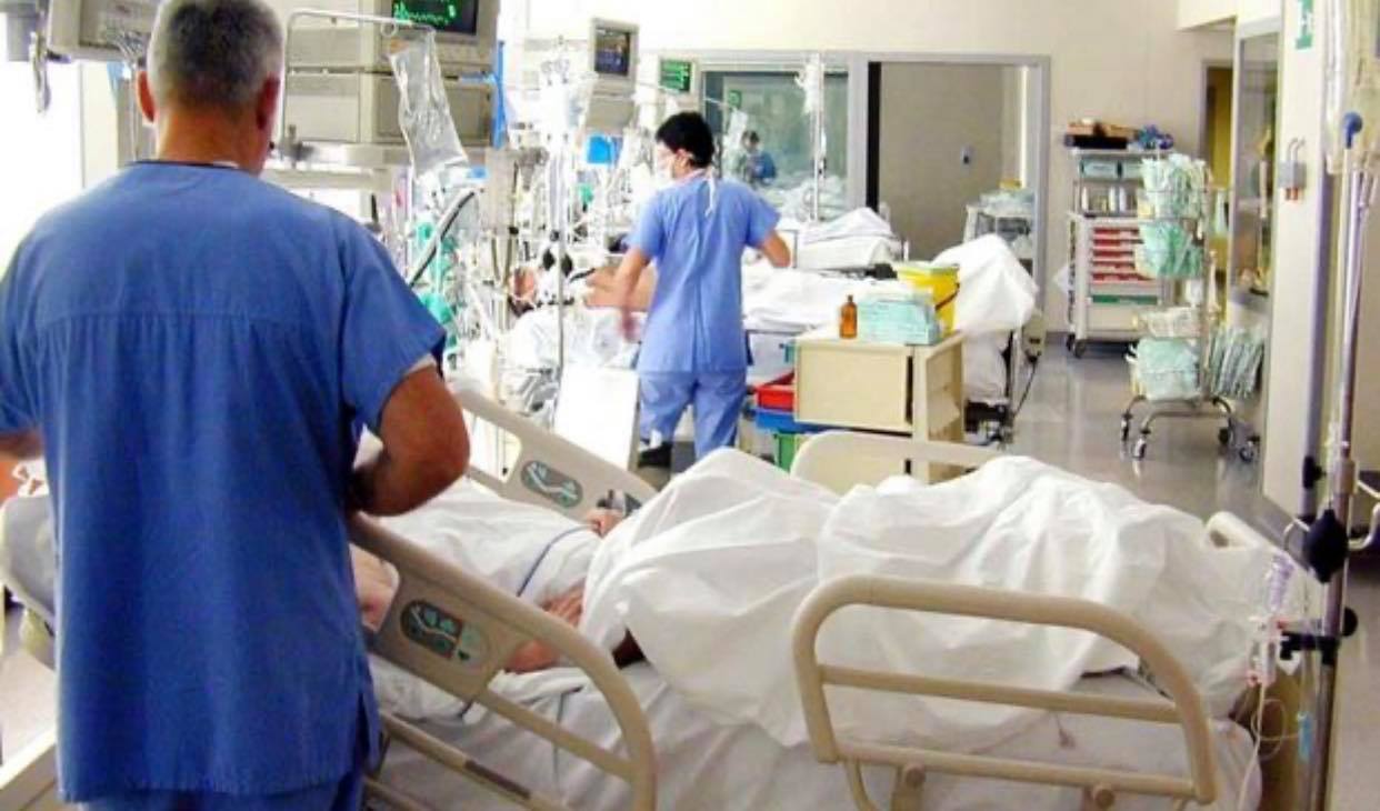 "Mamma" la prima parola pronunciata da Francesco, uscito dal coma dopo 40 giorni