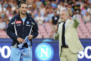 Higuain, la Juventus sull'attaccante. Il Napoli smentisce