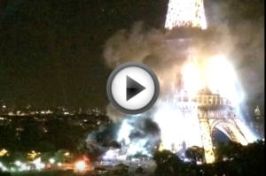 Francia, a Parigi va a fuoco la Torre Eiffel. Ma è un incidente