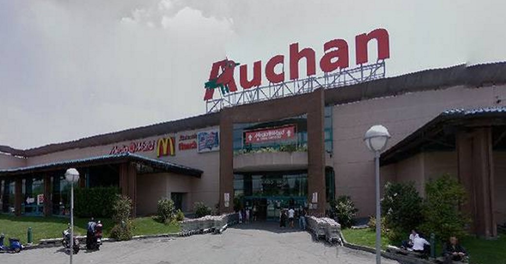 Giugliano, tentano di rubare in un negozio con borsa schermata, arrestati 