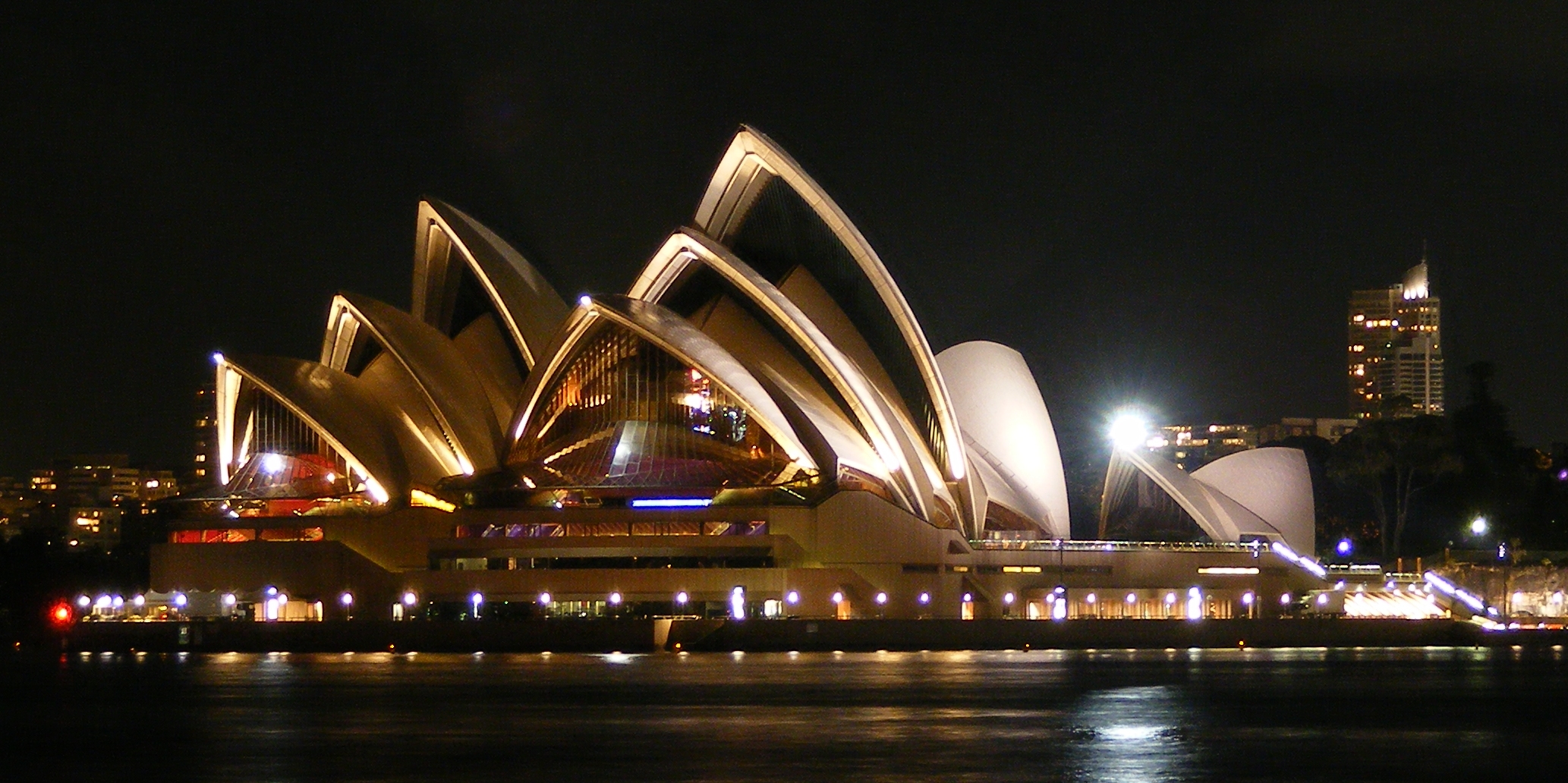 Sydneyoperahouse