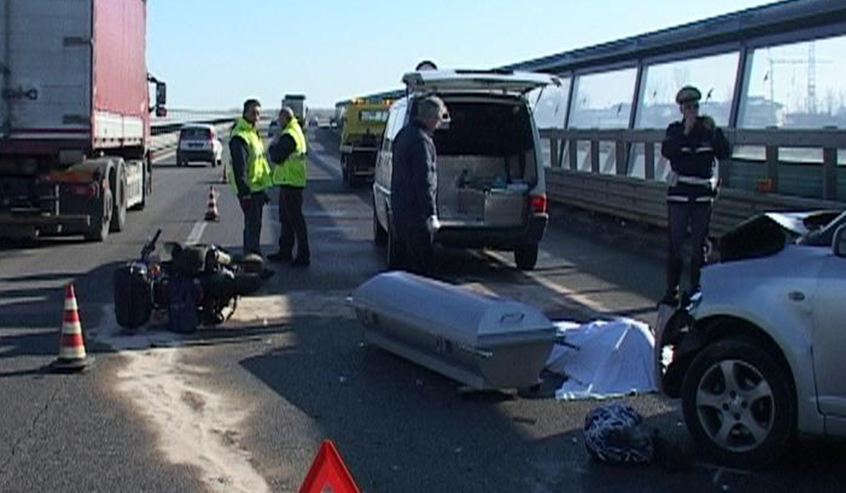 Incidente sulla tangenziale di Napoli, muore il 40enne coinvolto