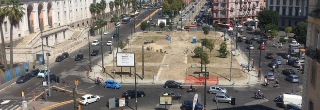 Napoli, lavori e nuovo dispositivo di traffico in Piazza Carlo III