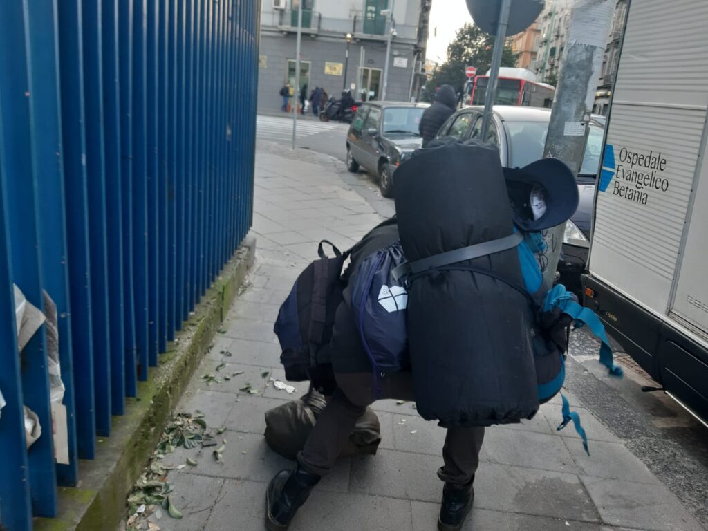 Napoli, ecco il 'Camper della Salute" per assistere i clochard in città