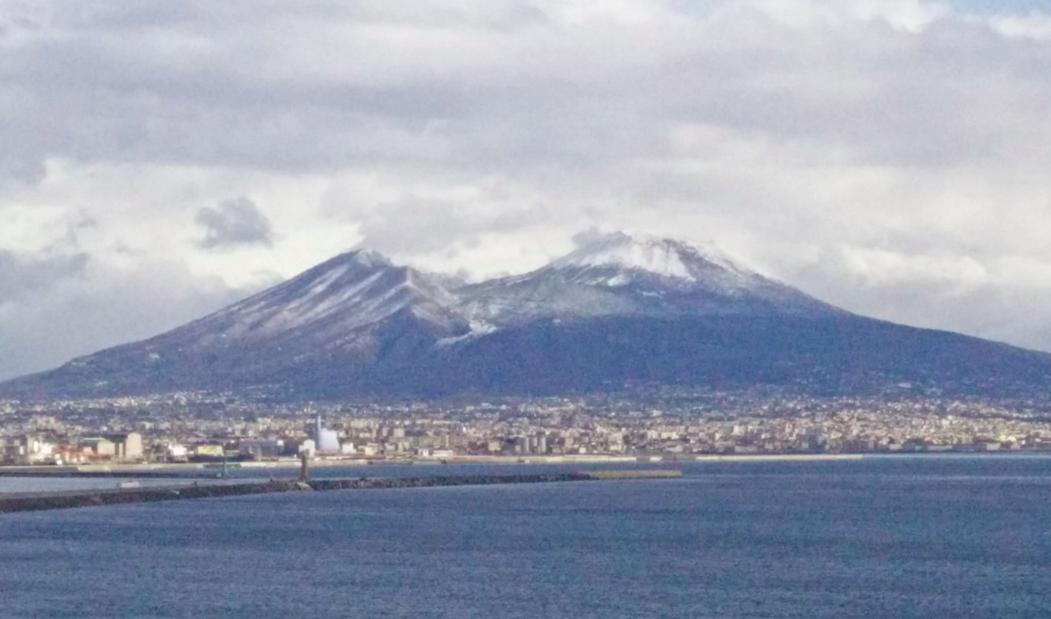 Meteo Napoli, dopo i temporali di Pasqua arriva il freddo 
