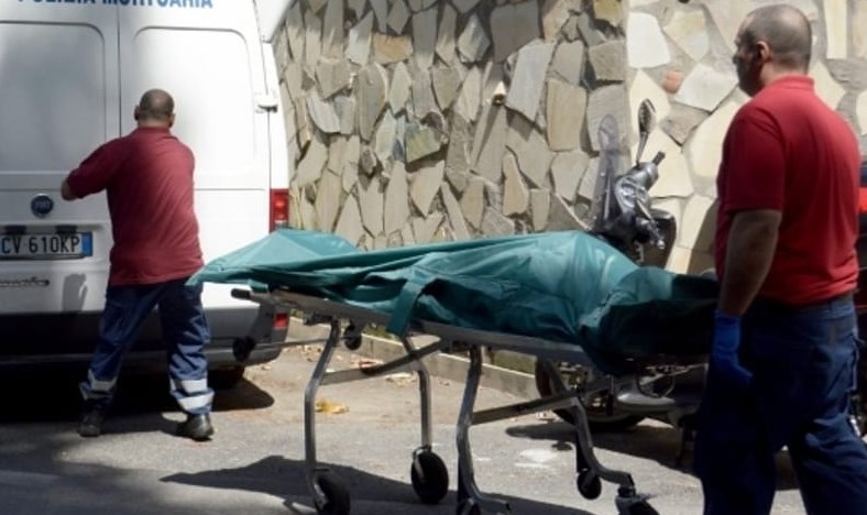 Dramma in provincia, va a riposare dopo pranzo e non si risveglia: muore un 48enne 