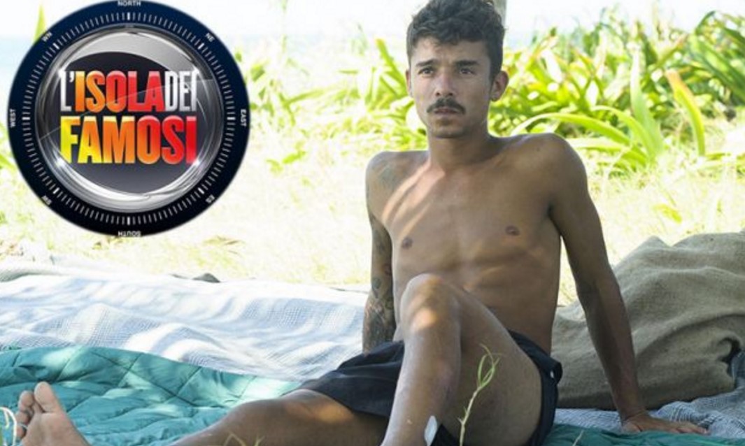 Moreno rischia espulsione dall'Isola dei Famosi, problemi per il cantante