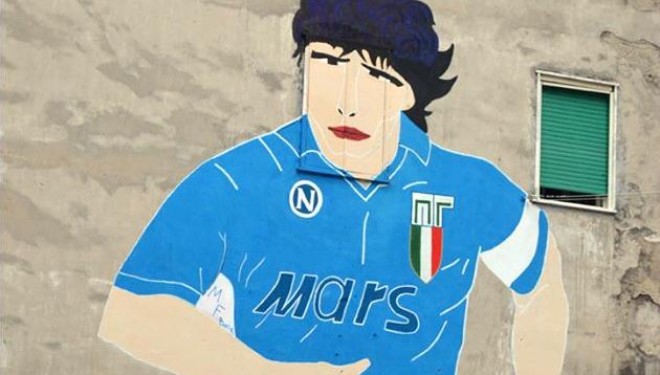 Restaurato murales maradona