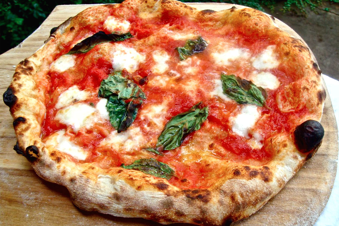 Napoli - Chievo: dopo la sconfitta, i veronesi si consolano con la pizza