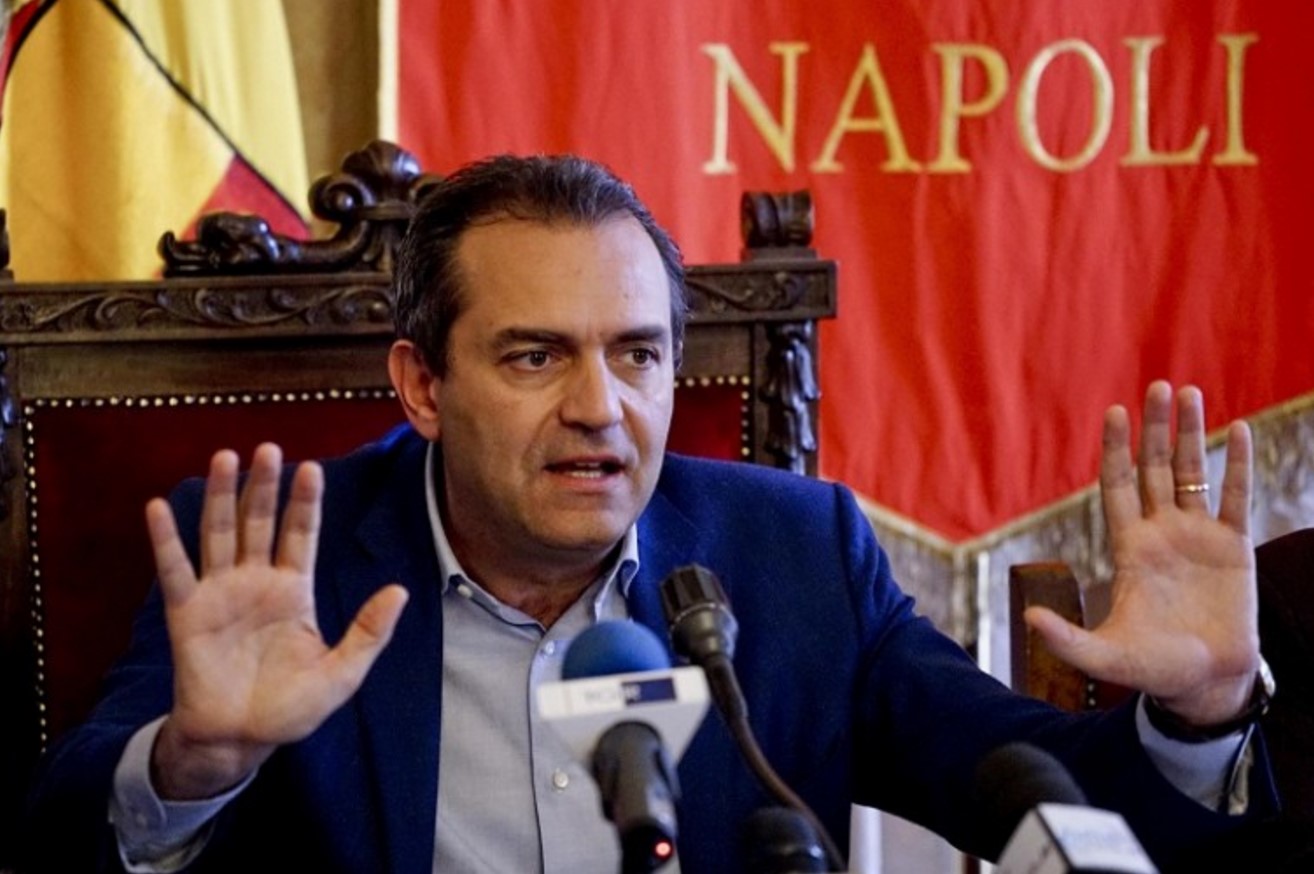 Problema sicurezza a Napoli, Luigi De Magistris: "Ci auguriamo che lo Stato intervenga"