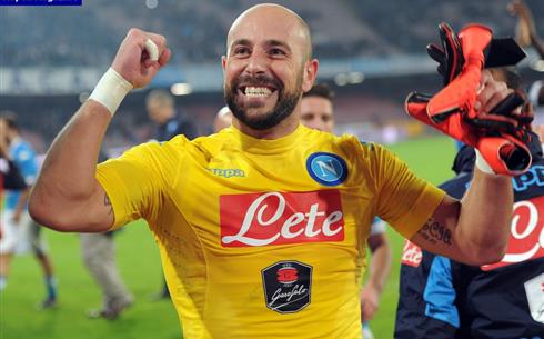 Reina, ecco la proposta del Napoli. Nel frattempo asse con la Juve per Neto e Szczesny 