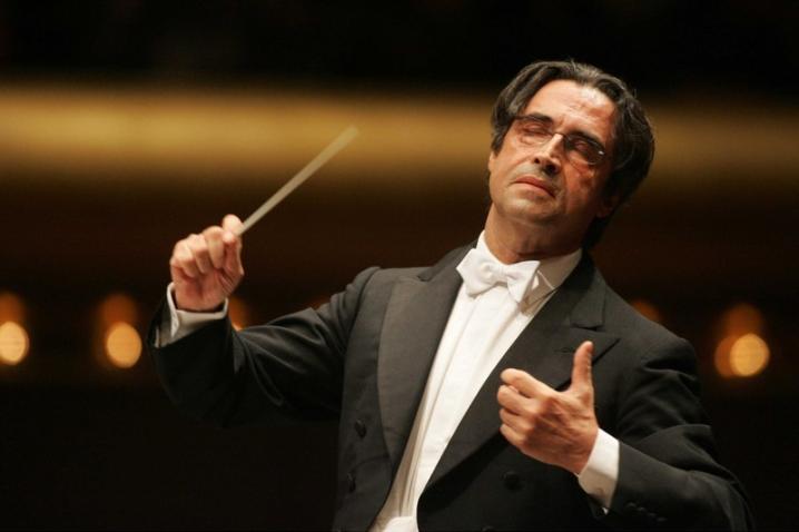 Riccardo Muti operato all'anca dopo una caduta in casa