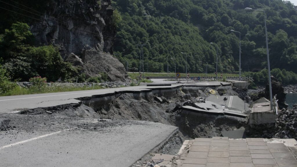 PIanura e Camaldoli, rischio frane con le prime piogge