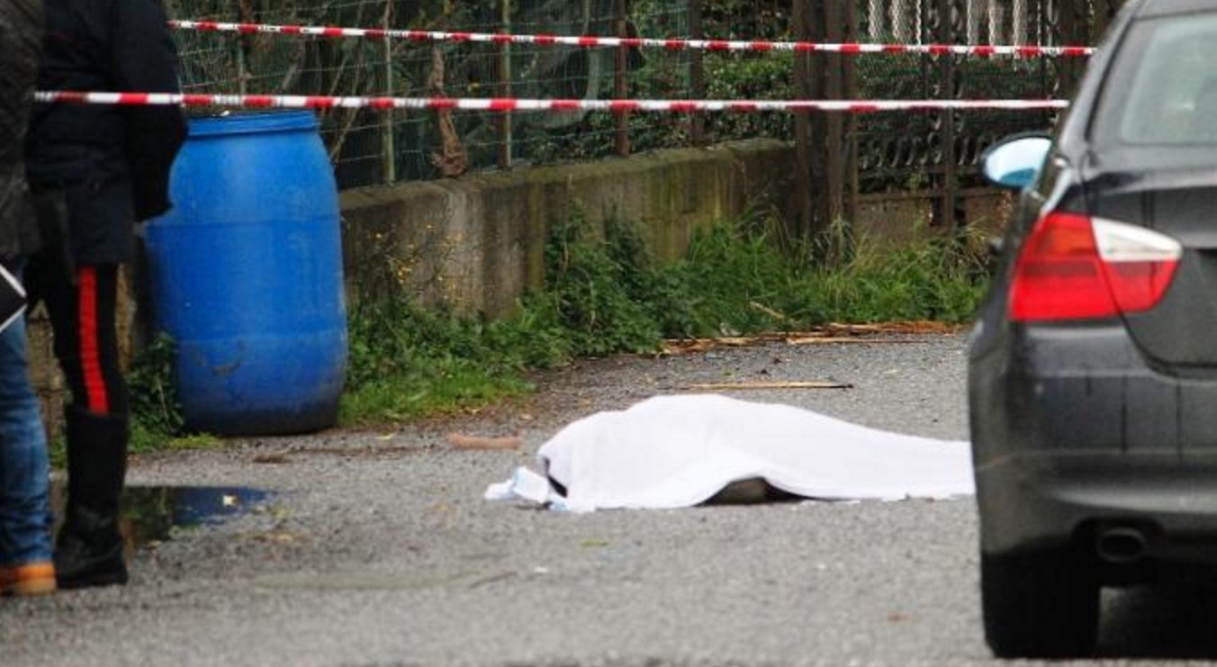 Tragedia Scafati, ex carabiniere muore d'infarto mentre rincorreva malvivente
