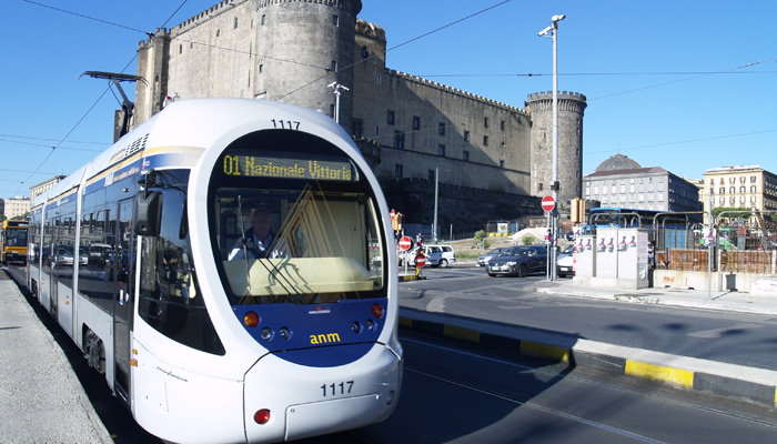 Napoli, vigilanza sui mezzi pubblici: l'accordo tra le autorità per la sicurezza