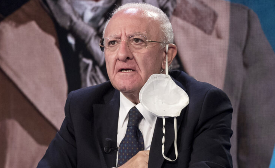 Dal 70% alla 'rivolta', famiglie e commercianti: tutti contro De Luca