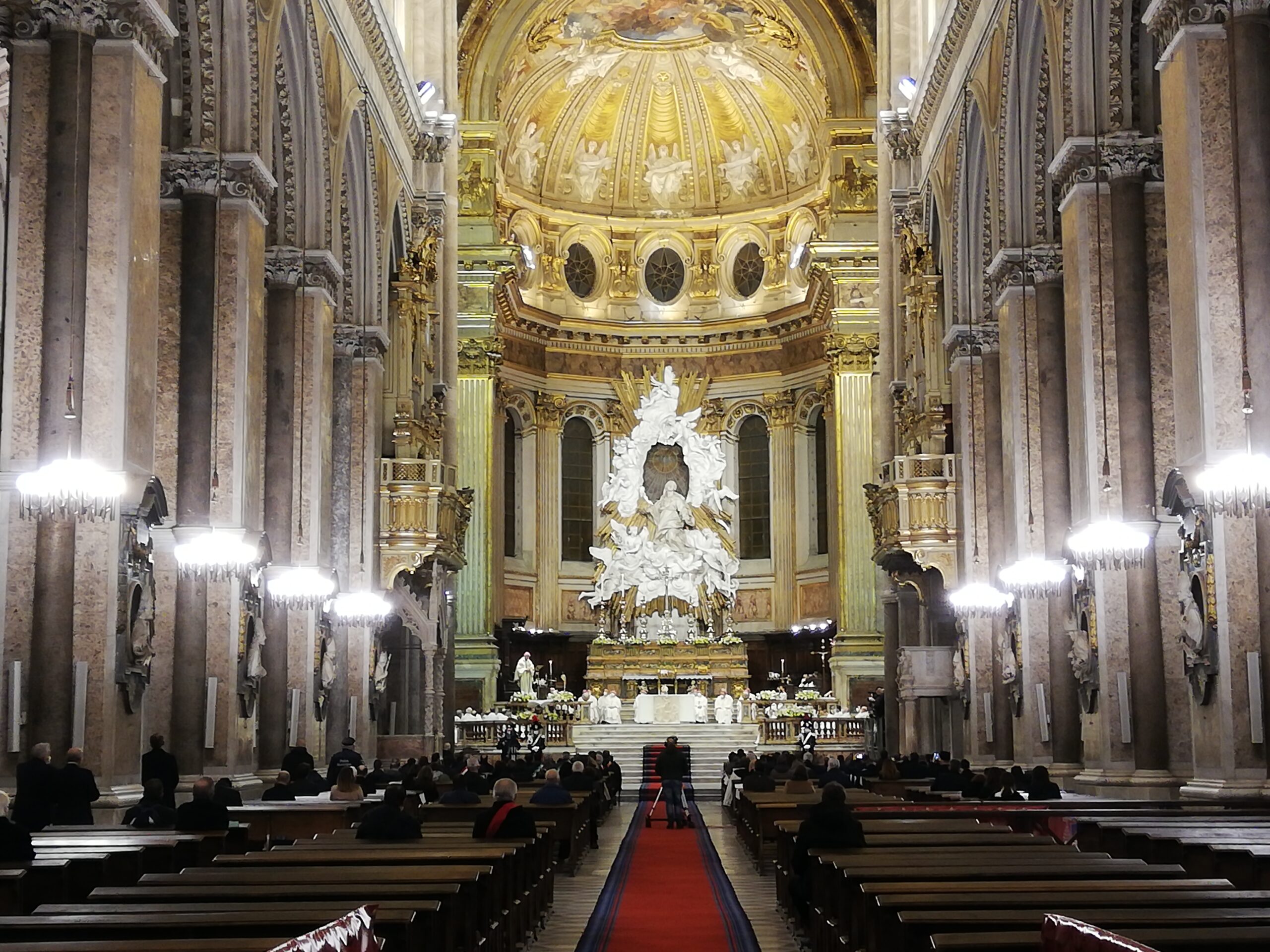 Napoli, al Duomo l'insediamento del nuovo Arcivescovo: il Cardinale Battaglia 
