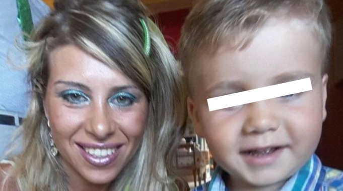 Piccolo Gioele, la svolta: "Non sono sue e c'era un morso"