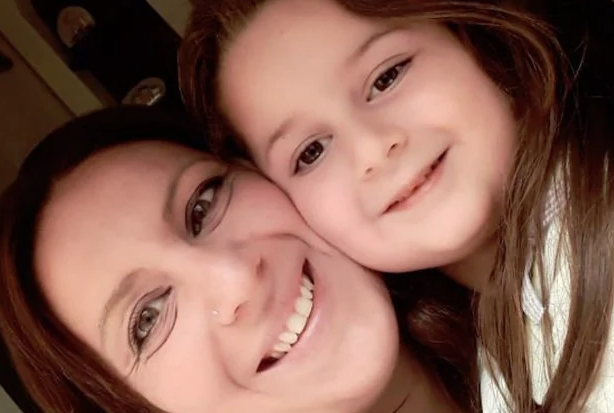 "Sta bene, sviene di gelosia per il fratellino", Mriam muore a 5 anni: i genitori vogliono giustizia