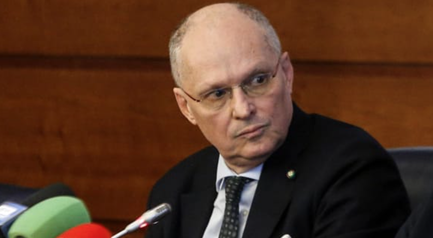 Covid, l'allarme di Ricciardi: "Campania pericolosa, rischio lockdown"