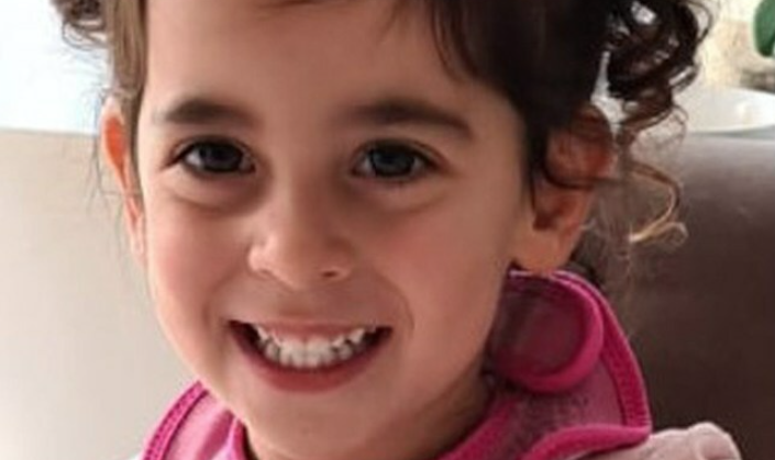 bimba soffocata da salsiccia