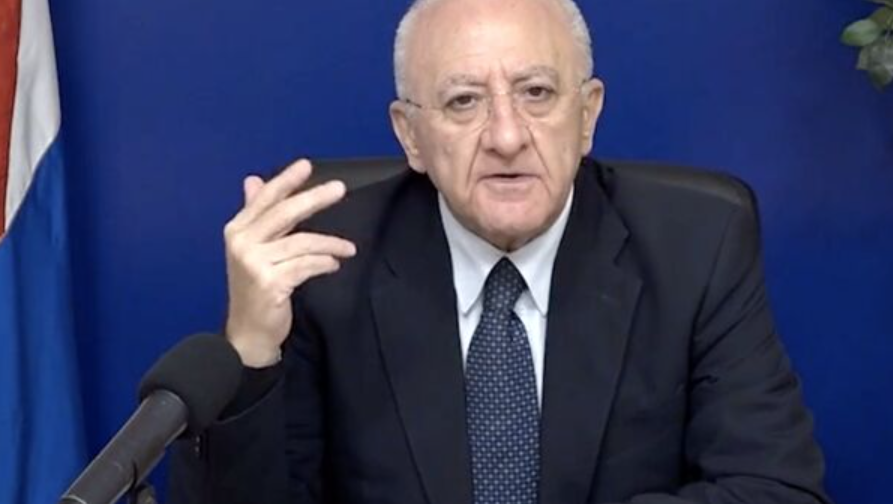 Scuole in Campania, la data di apertura potrebbe essere il 7 dicembre