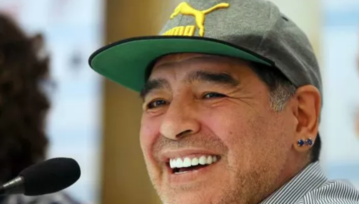 "Dite ai napoletani che li amerò per sempre", le parole dette da Diego prima di andare via