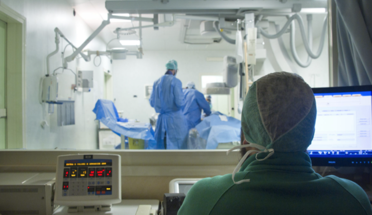 In Italia oggi sono stati 10.593 i nuovi casi di coronavirus registrati, mentre le vittime sono 541. Ieri i nuovi casi erano stati 8.561 e 420 le vittime